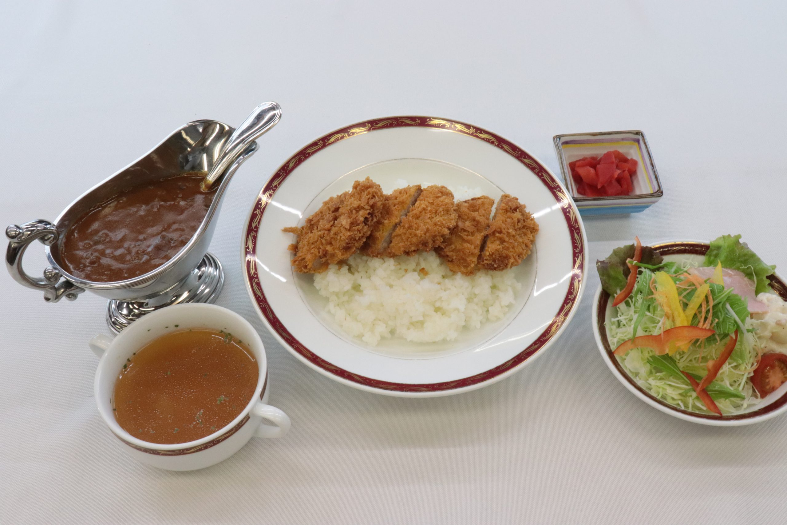 ヒレカツカレーライス